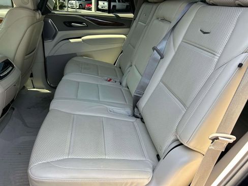 Used 2023 Cadillac Escalade Sport Platinum w/ Heavy-Duty Trailer Package AWD/4WD image 20