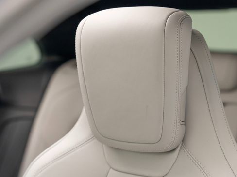 Used 2024 Porsche Macan 4 Electric image 20