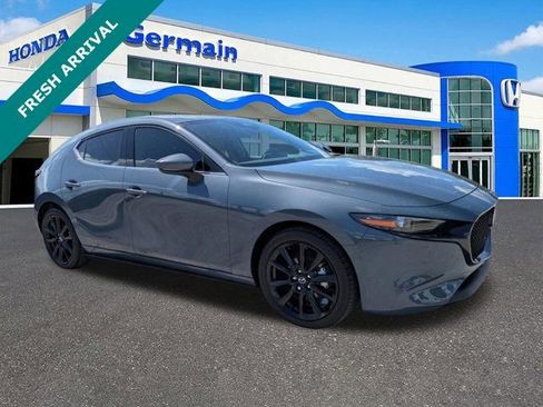 Used 2025 MAZDA MAZDA3 2.5 S Hatchback w/ Premium Pkg FWD image 3