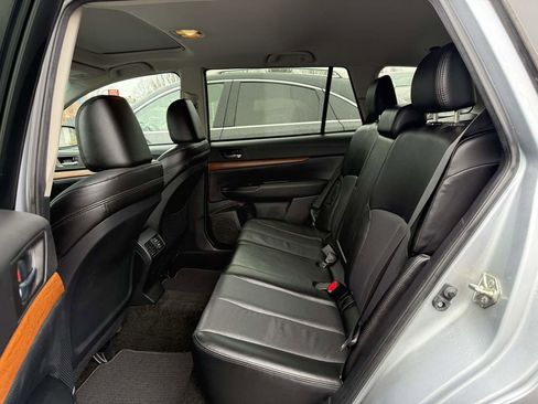 Used 2014 Subaru Outback 2.5i Limited w/ Moonroof Package image 11
