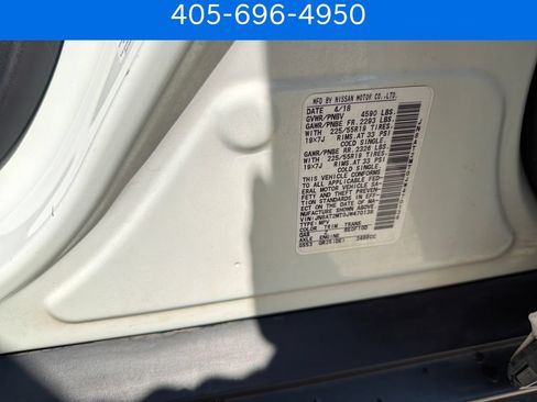 Used 2018 Nissan Rogue SL w/ Premium Package FWD image 31