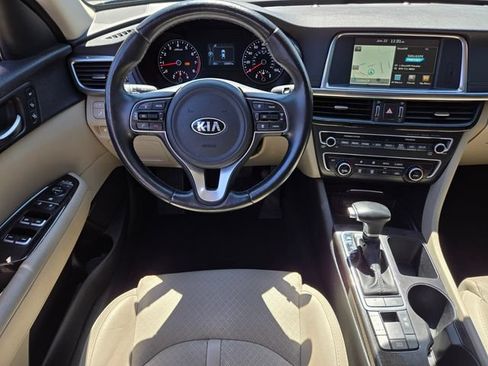 Used 2017 Kia Optima EX w/ Premium Package FWD image 13