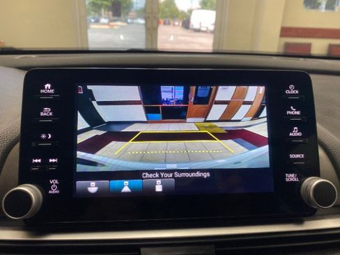 Used 2021 Honda Accord Sport image 21