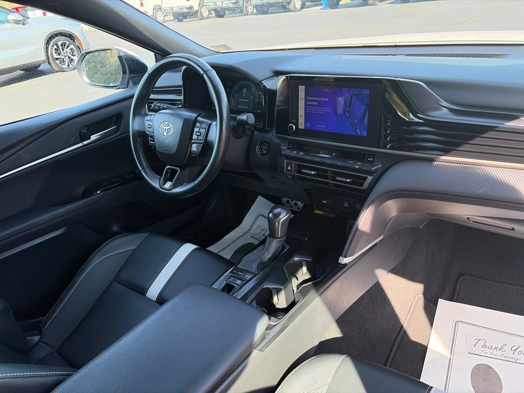 Used 2025 Toyota Camry SE FWD image 39