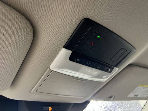 Used 2024 Nissan Pathfinder SV FWD image 36