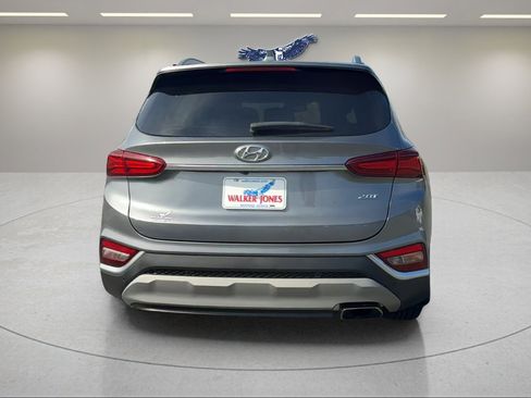 Used 2020 Hyundai Santa Fe SEL image 4