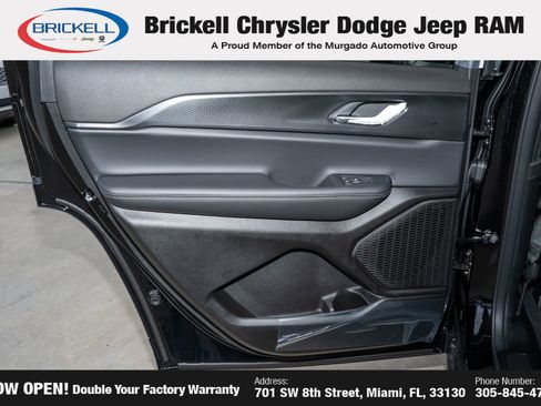 New 2025 Jeep Grand Cherokee L Altitude image 13