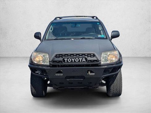 Used 2003 Toyota 4Runner SR5 AWD/4WD image 2