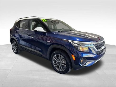 Used 2021 Kia Seltos S AWD/4WD image 3