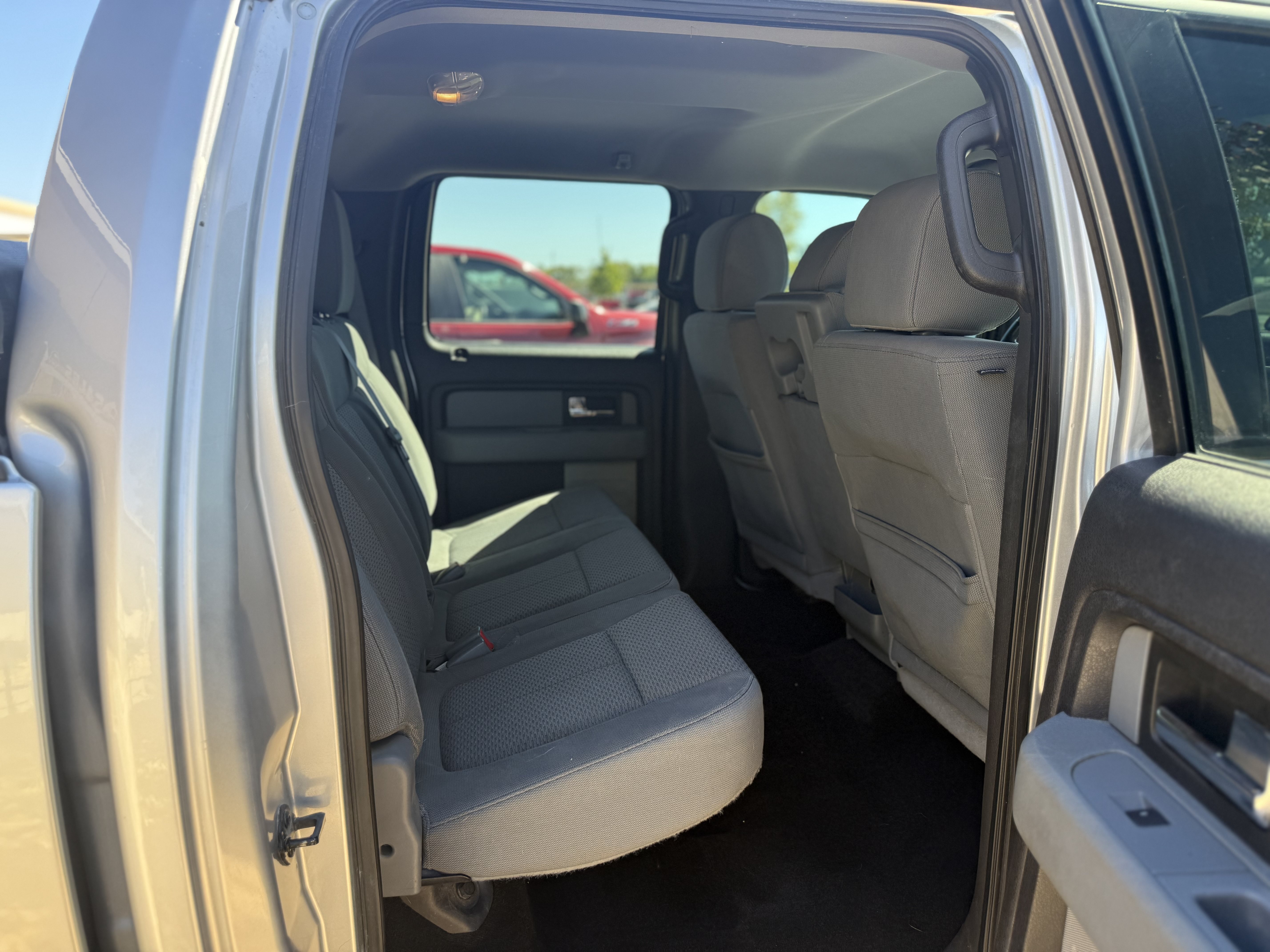 Used 2012 Ford F150 XLT w/ XLT Chrome Pkg AWD/4WD image 15