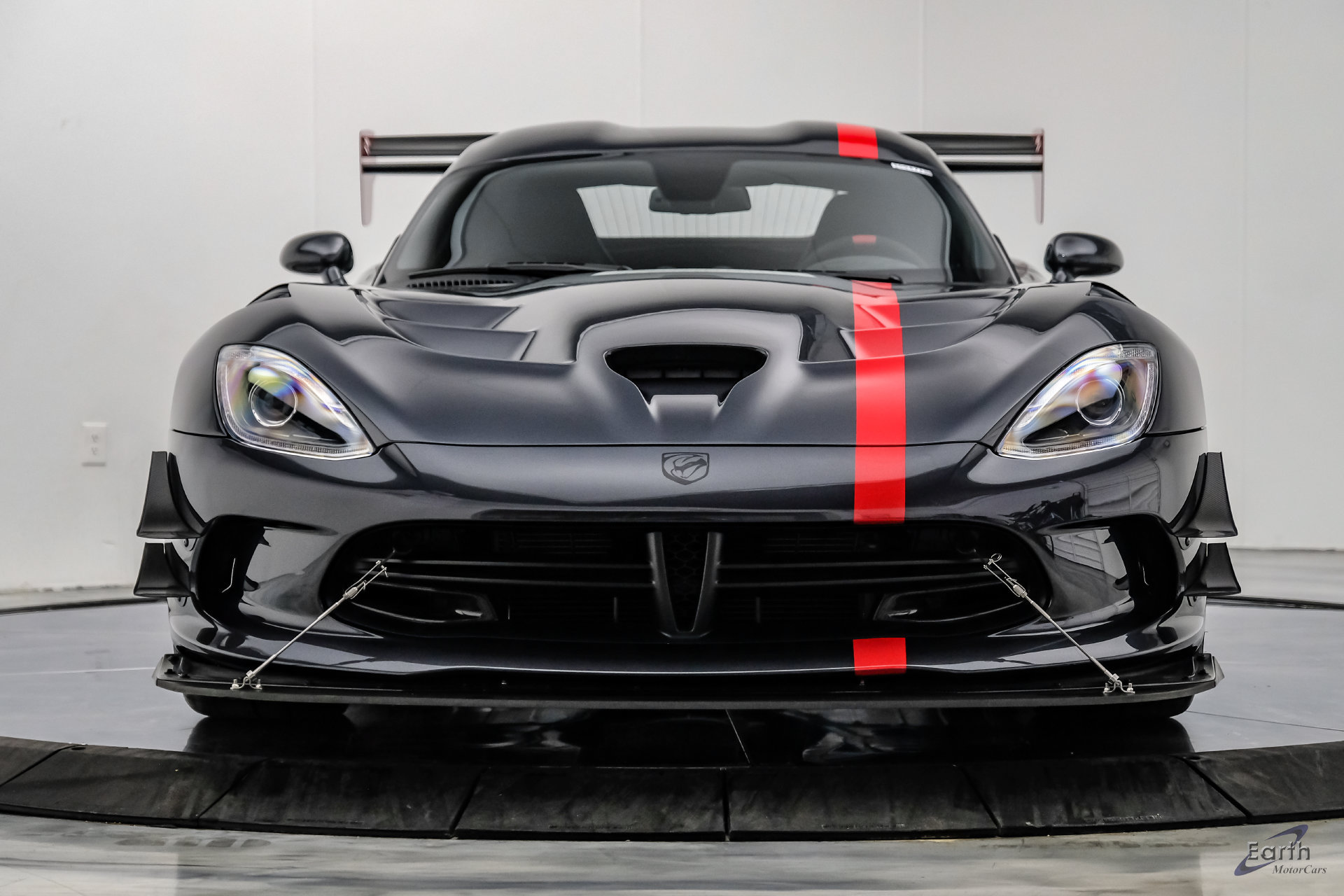 Used 2017 Dodge Viper ACR w/ Extreme Aero Package RWD image 37