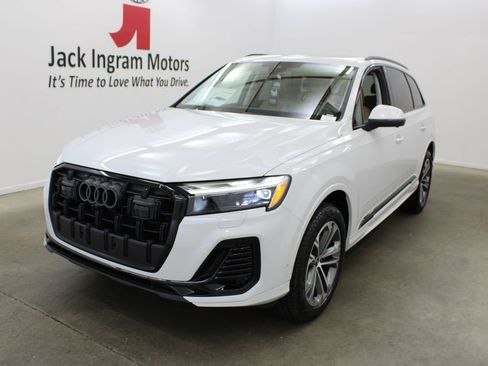 New 2026 Audi Q7 2.0T Premium Plus AWD/4WD image 2