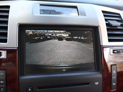 Used 2009 Cadillac Escalade 2WD Hybrid image 27