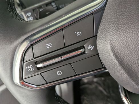 New 2026 Chevrolet Equinox LT w/ Convenience Package II image 20