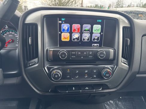 Used 2019 Chevrolet Silverado 1500 LT image 6