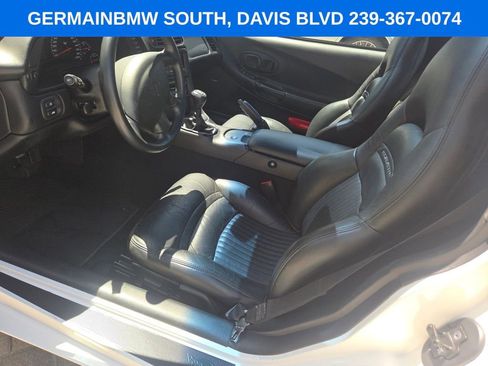 Used 2004 Chevrolet Corvette Coupe image 46