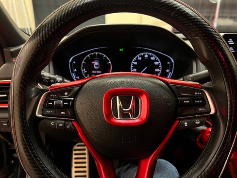 Used 2018 Honda Accord Sport image 21