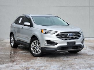 Used 2019 Ford Edge Titanium FWD video 2