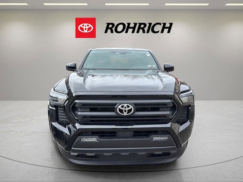 Used 2024 Toyota Tacoma SR5 image 2