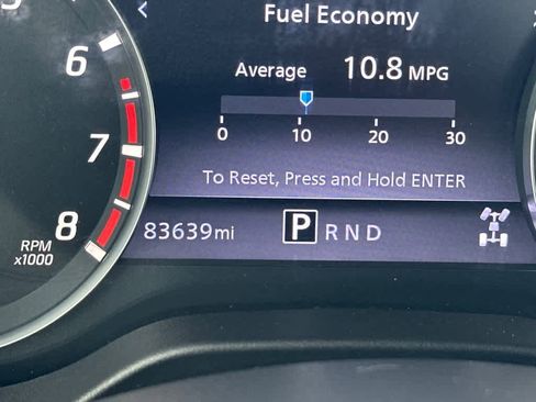 Used 2021 Nissan Titan Platinum Reserve w/ Moonroof Package image 21