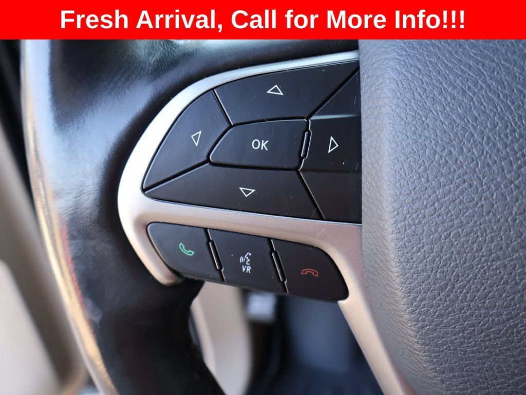 Used 2022 Jeep Grand Cherokee Laredo E w/ Security & Convenience Group AWD/4WD image 27