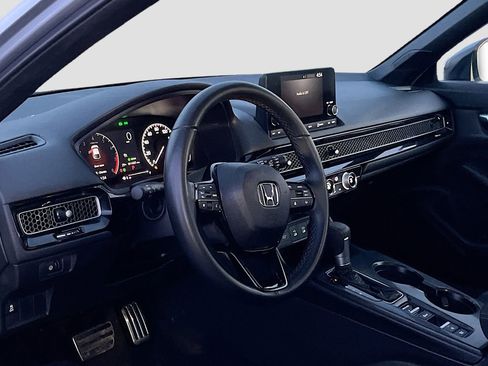 Used 2025 Honda Civic Sport image 9