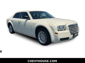 Used 2009 Chrysler 300 LX RWD video 1