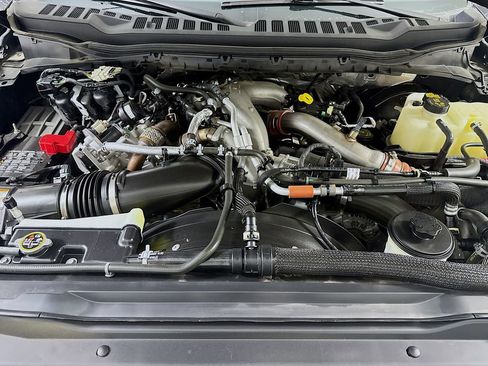 Used 2024 Ford F250 Lariat image 30