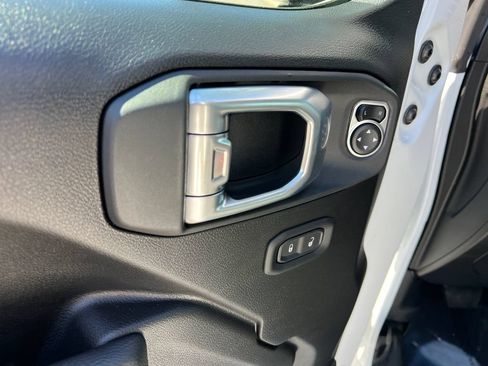 New 2026 Jeep Gladiator Sport AWD/4WD image 18