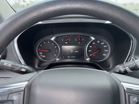 Used 2025 Chevrolet Blazer LT image 35