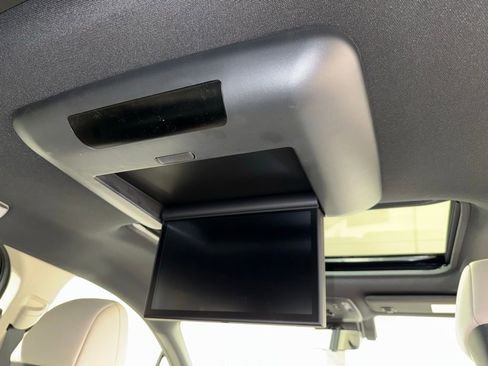 New 2026 Toyota Sienna Platinum image 23