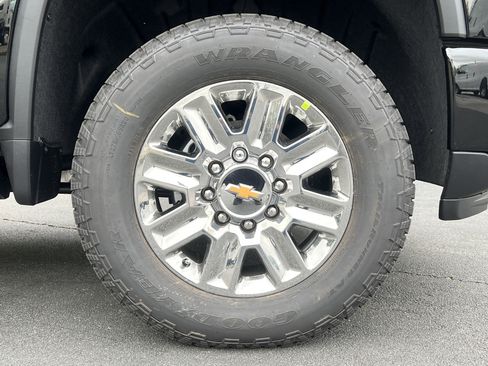 New 2026 Chevrolet Silverado 2500 High Country w/ Technology Package AWD/4WD image 42