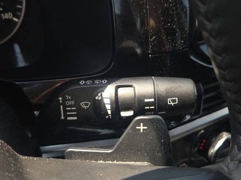 Used 2025 Nissan Pathfinder SV image 41