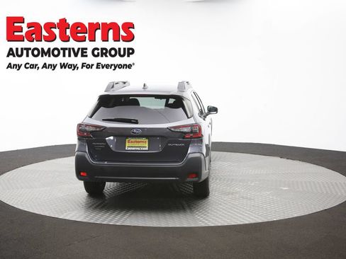 Used 2023 Subaru Outback Premium AWD/4WD image 36