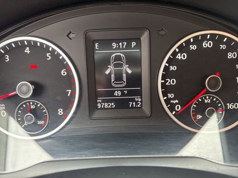 Used 2013 Volkswagen Tiguan SEL AWD/4WD image 8