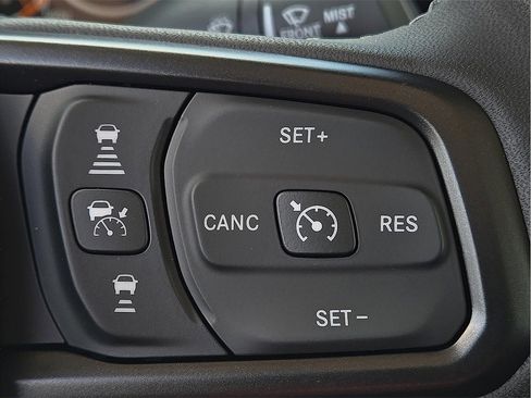 New 2025 Jeep Gladiator High Tide image 17