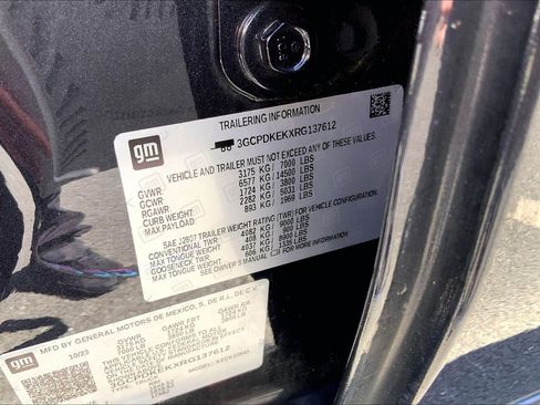 Used 2024 Chevrolet Silverado 1500 LT AWD/4WD image 34