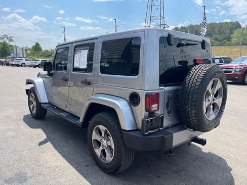 Used 2017 Jeep Wrangler Unlimited Sahara w/ Connectivity Group image 4