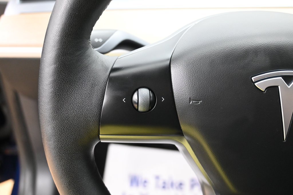 Used 2023 Tesla Model 3 Standard Range RWD image 8