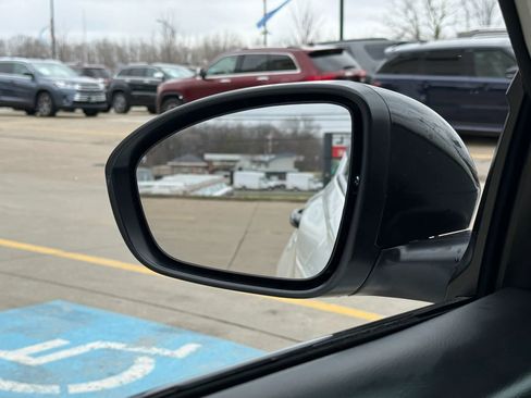 Used 2022 Nissan Altima 2.5 SR w/ Midnight Edition Package image 41