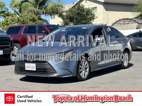 Used 2024 Toyota Corolla LE w/ LE Convenience Package FWD image 1