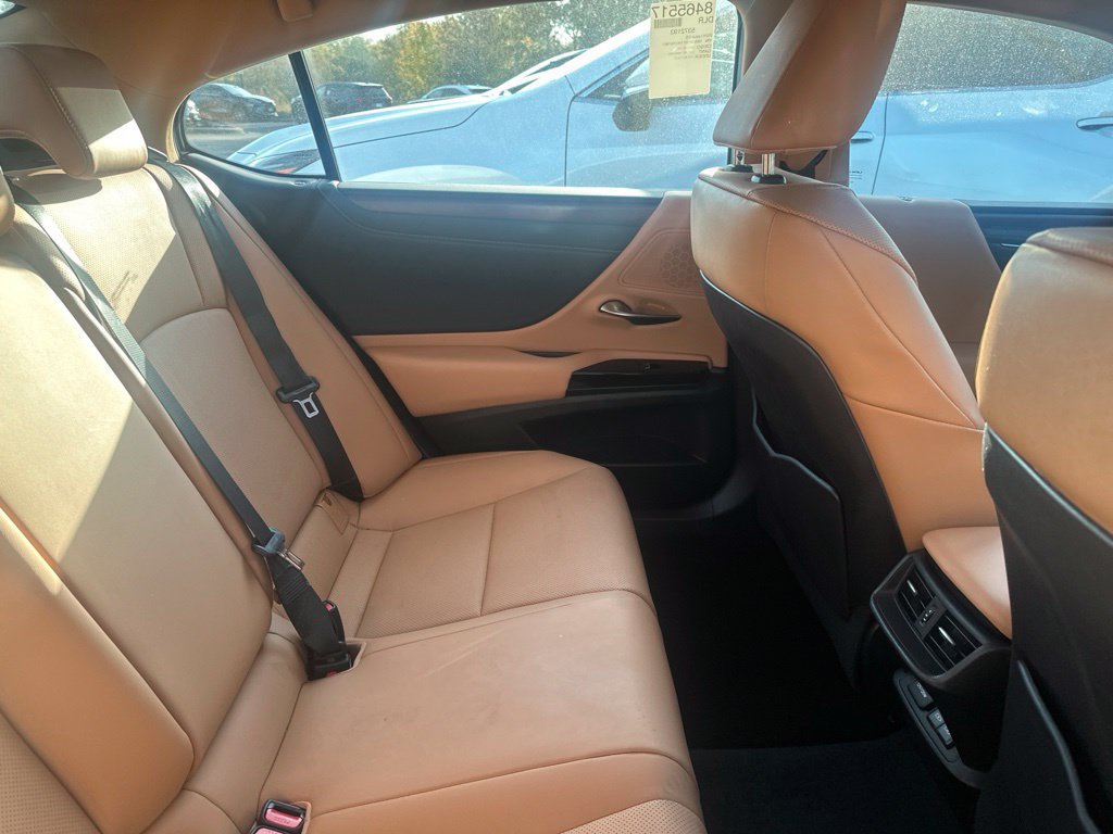 Certified 2024 Lexus ES 350 w/ Premium Package FWD image 27