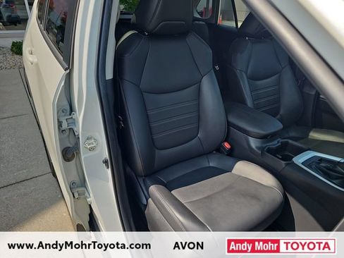 Certified 2022 Toyota RAV4 XLE Premium FWD image 35