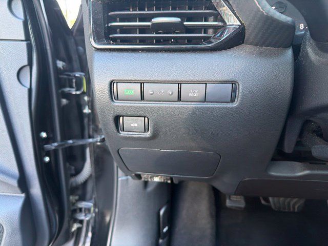 Used 2020 Nissan Sentra SV FWD image 9