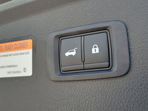 New 2026 Mitsubishi Eclipse Cross SE image 11