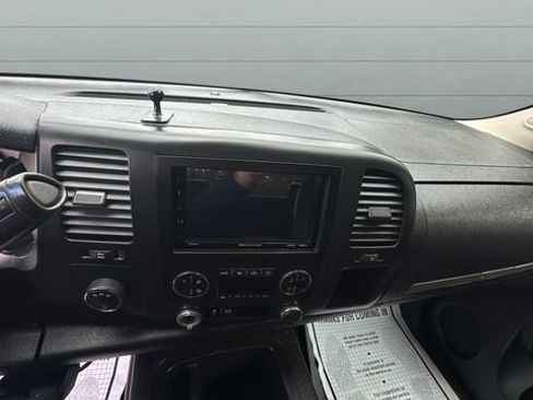 Used 2014 GMC Sierra 2500 SLE w/ SLE Preferred Package AWD/4WD image 15