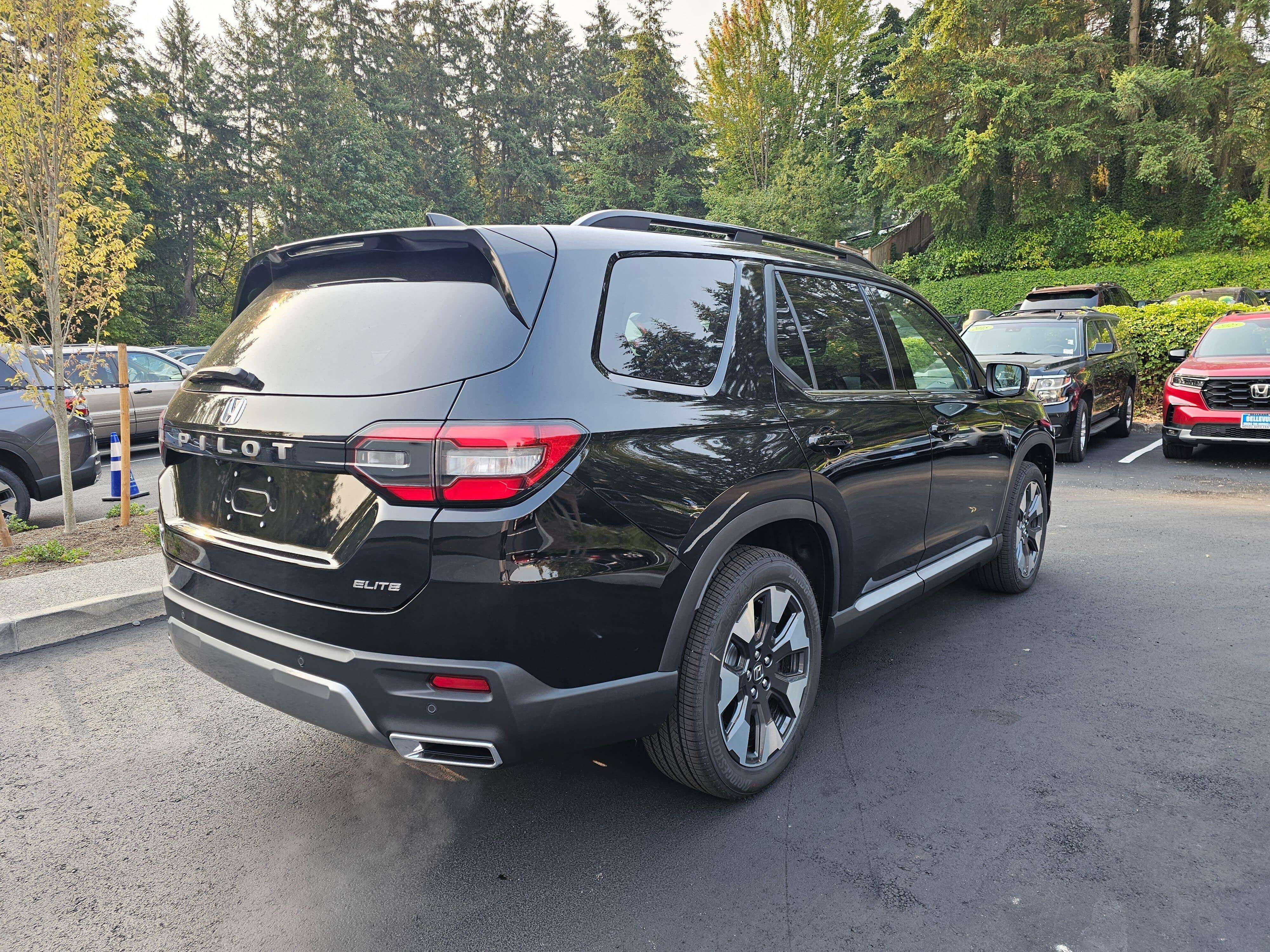 New 2026 Honda Pilot Elite image 7