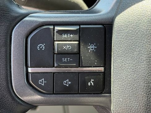 Used 2023 Ford F150 Lightning XLT AWD/4WD image 15