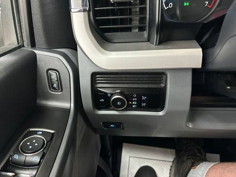 Used 2023 Ford F250 XLT w/ Snow Plow/Camper Package AWD/4WD image 45