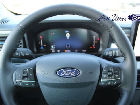 New 2025 Ford Maverick XLT w/ XLT Luxury Package image 17